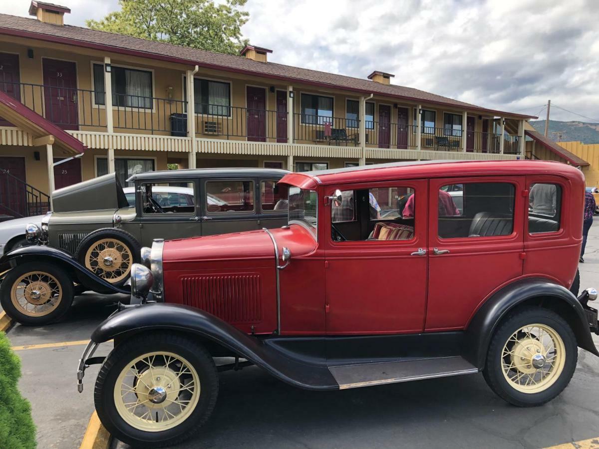 Klamath Motor Lodge Yreka Eksteriør billede